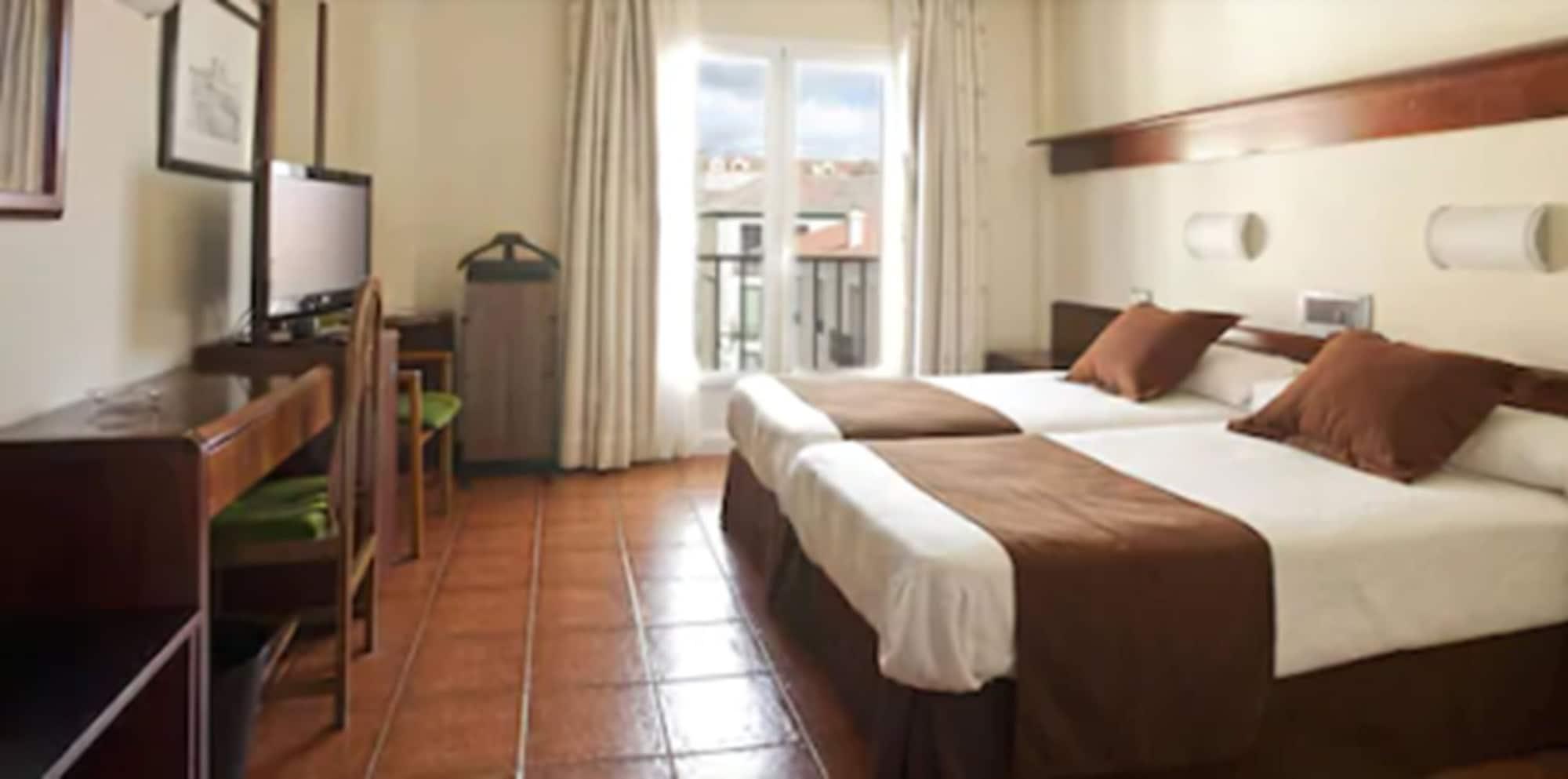 Hotel Florida San Lorenzo de El Escorial Buitenkant foto
